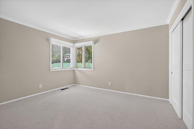Building Photo - 130 Glen Aulin Ln