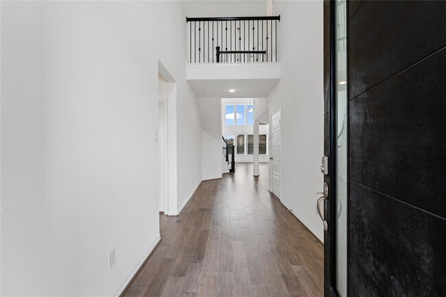 Building Photo - 3614 Windward Canyon Dr