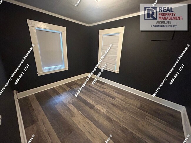 Building Photo - 50 W Bow St