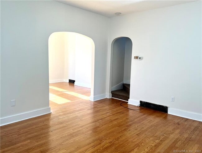 Building Photo - 74 High St