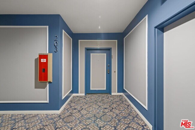 Building Photo - 1210 Kings Rd