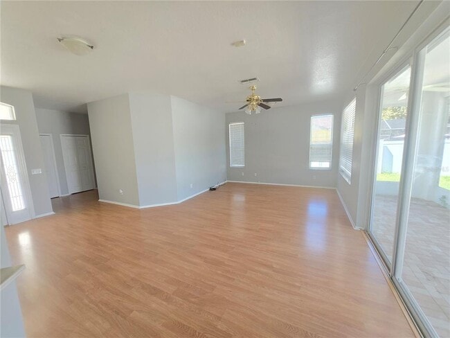 Building Photo - 4211 2nd Ave E