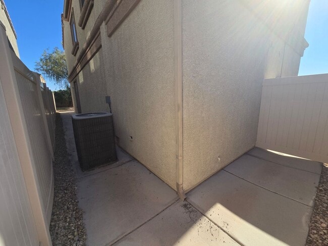 Building Photo - Beautiful 3 Bedroom Home located within North Las Vegas Manicured HOA - $1895 off Feb 2026 - Ask ...