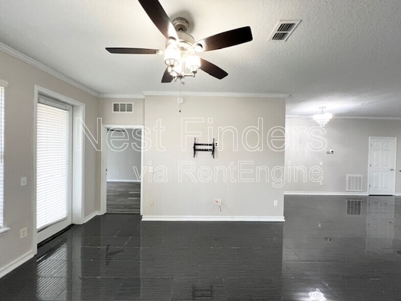 Building Photo - 11251 Campfield Dr
