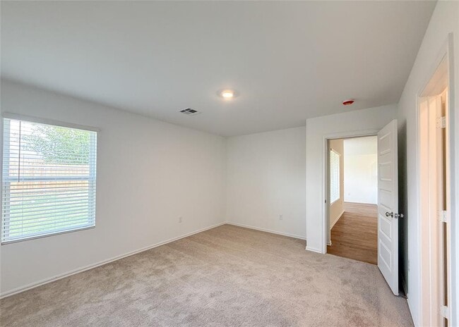 Building Photo - 16309 Harvester Dr
