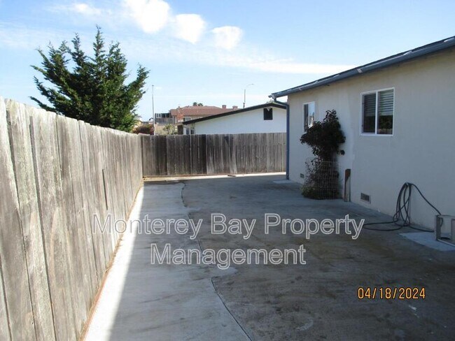 Primary Photo - 1589 Soto St