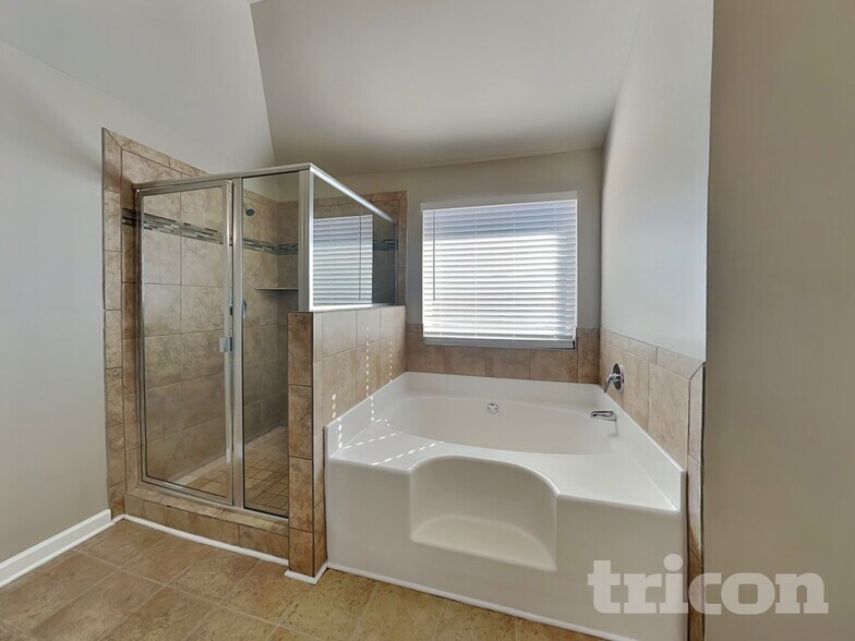 Building Photo - 1556 Culpepper Ln