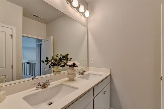 Building Photo - 3828 Amicus Dr