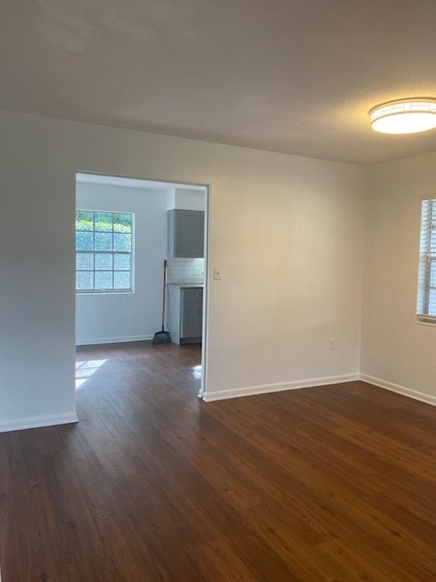 Building Photo - 1247 Cardinal Ln