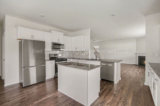 Building Photo - 11010 Austin Estates Dr