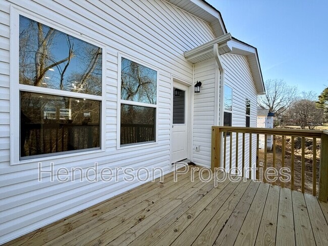 Building Photo - 75 Woodsdale Pl SE