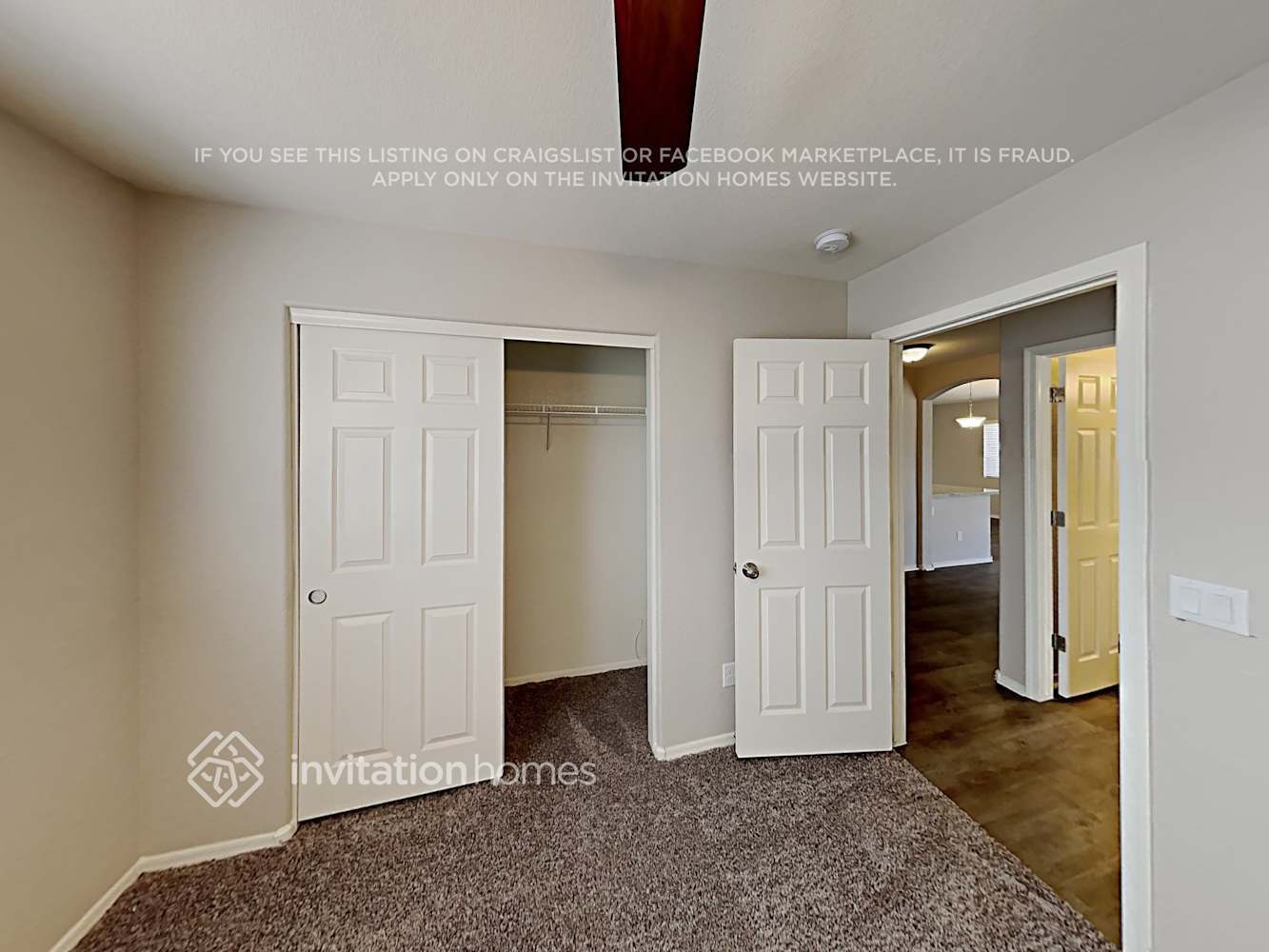 Building Photo - 847 S Esmeralda