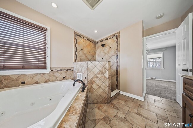 Building Photo - 33 Harland Ave