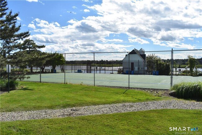 Building Photo - 735 Popes Island Rd