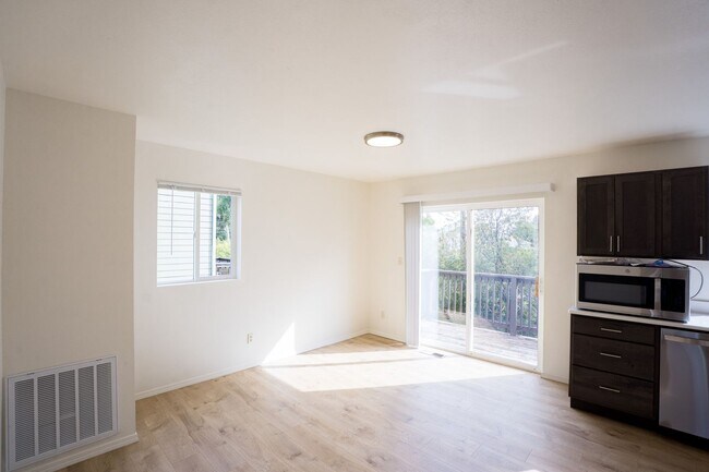 Building Photo - FULLY GUTTED & RENOVATED 4-Bedroom Condo Near Montana State University