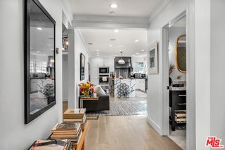 Building Photo - 751 Westholme Ave