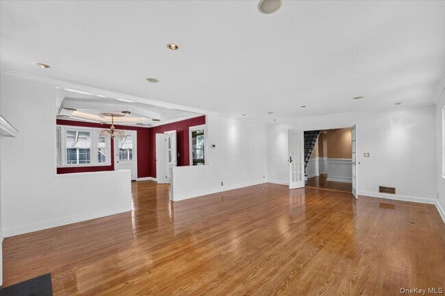 Building Photo - 1155 Webster Ave
