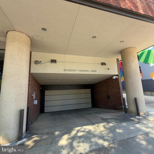 Building Photo - 2555 Pennsylvania Ave NW