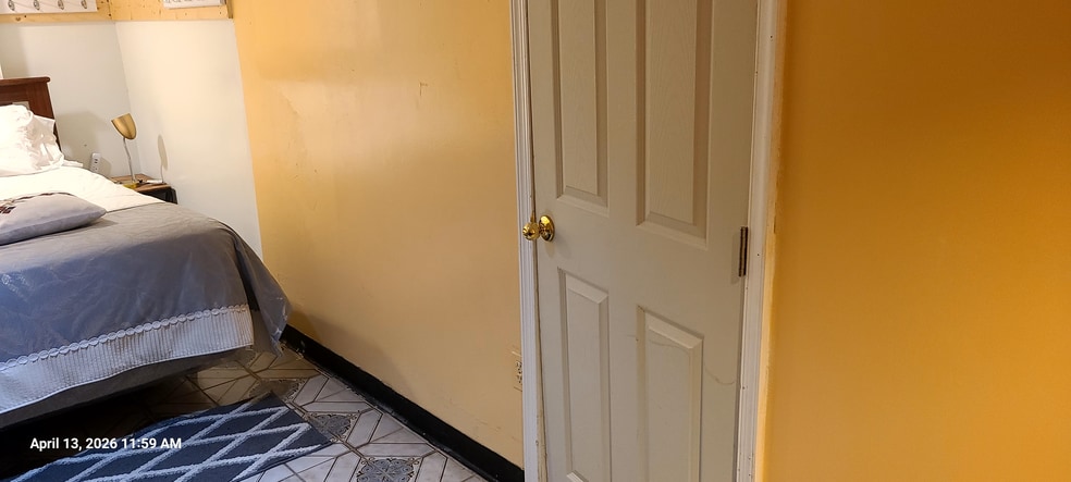 Building Photo - 423 Upshur St NW