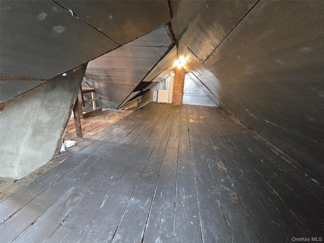 Building Photo - 10 Ohio Ave