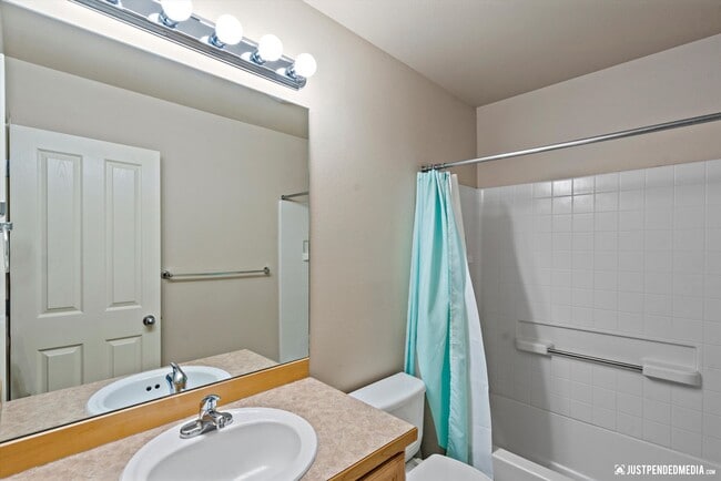 Building Photo - Seclusion Cove