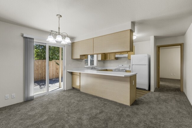 Building Photo - 3040 Sheraton Ct