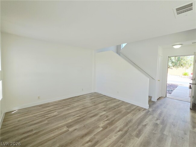 Building Photo - 7201 Scenic Desert Ct