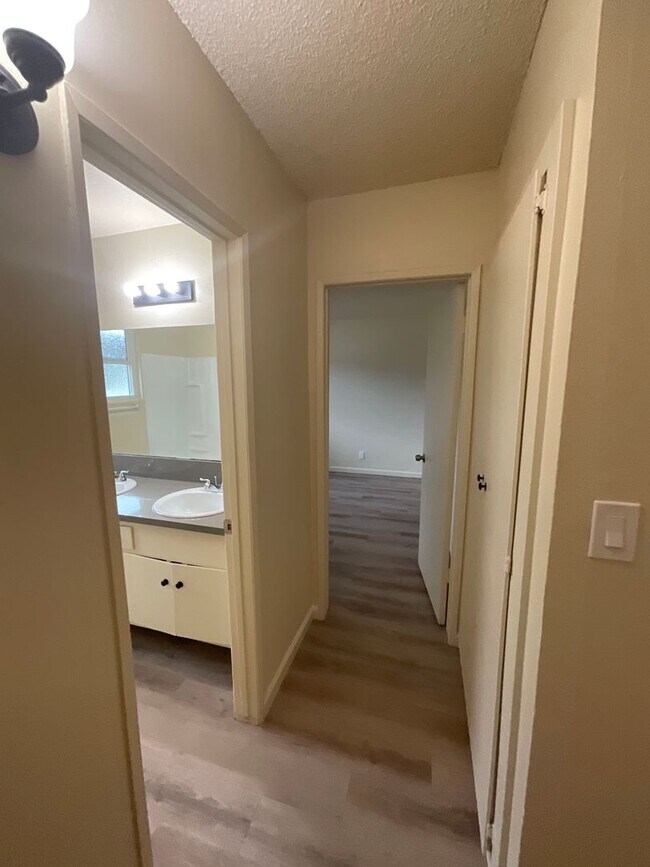 Building Photo - 7711 Fillmore Dr