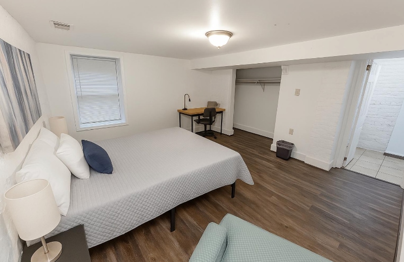 Building Photo - 3580 13th St NW