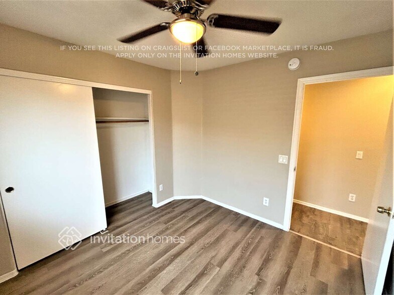 Building Photo - 623 W Romley Ave