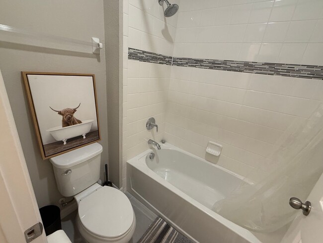 Building Photo - 4/2 Groveland Builder Model Home