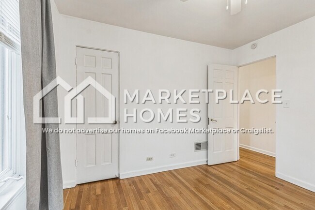 Building Photo - 706 Broadview Ave