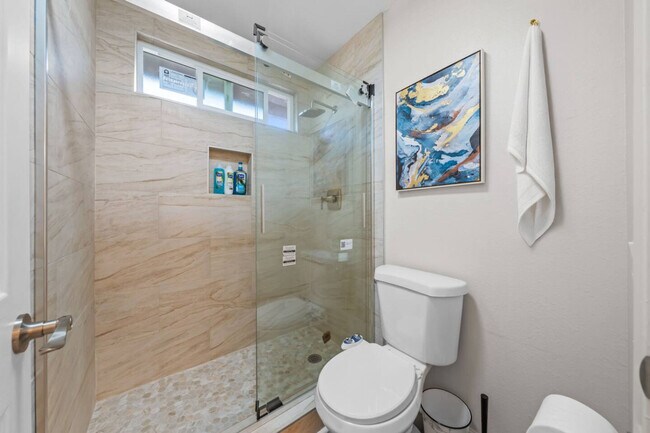 Building Photo - 13737 Via Tres Vistas
