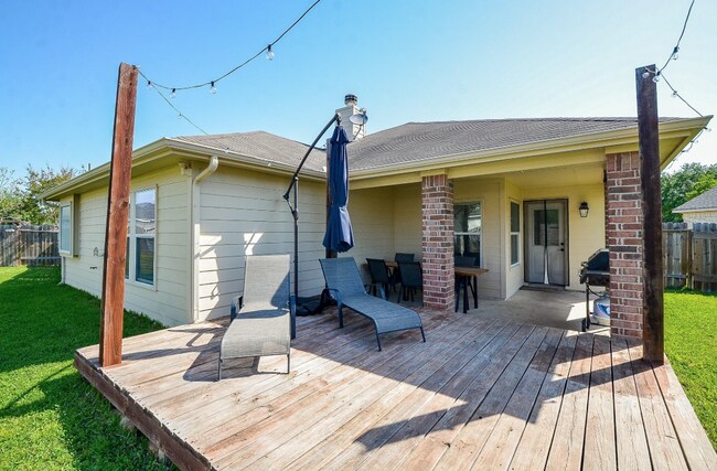 Building Photo - 18235 Bonham Oaks Ct