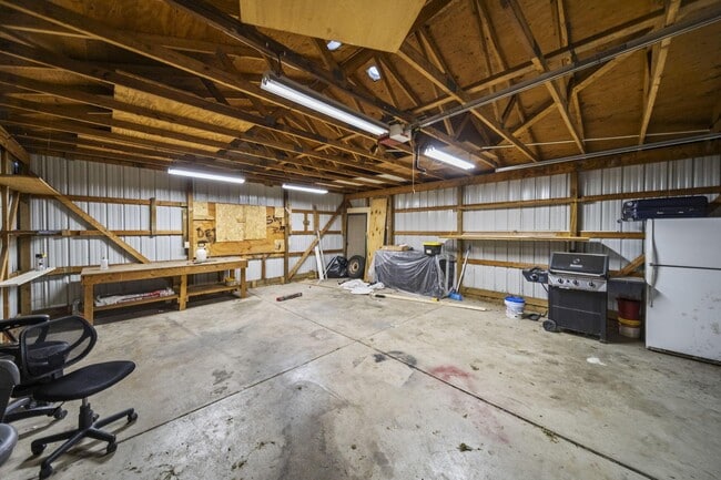 Building Photo - 746 Lancaster Ave