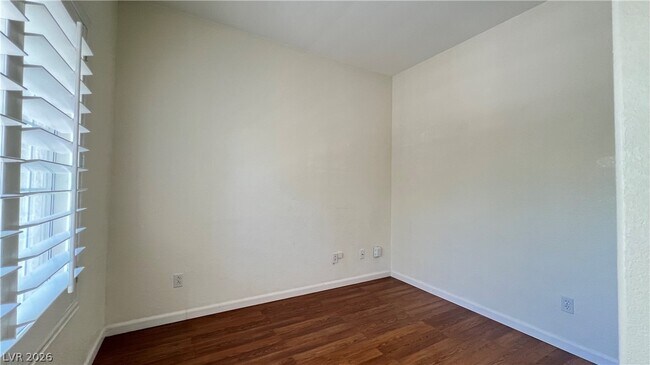 Building Photo - 10645 Brianhurst Ave