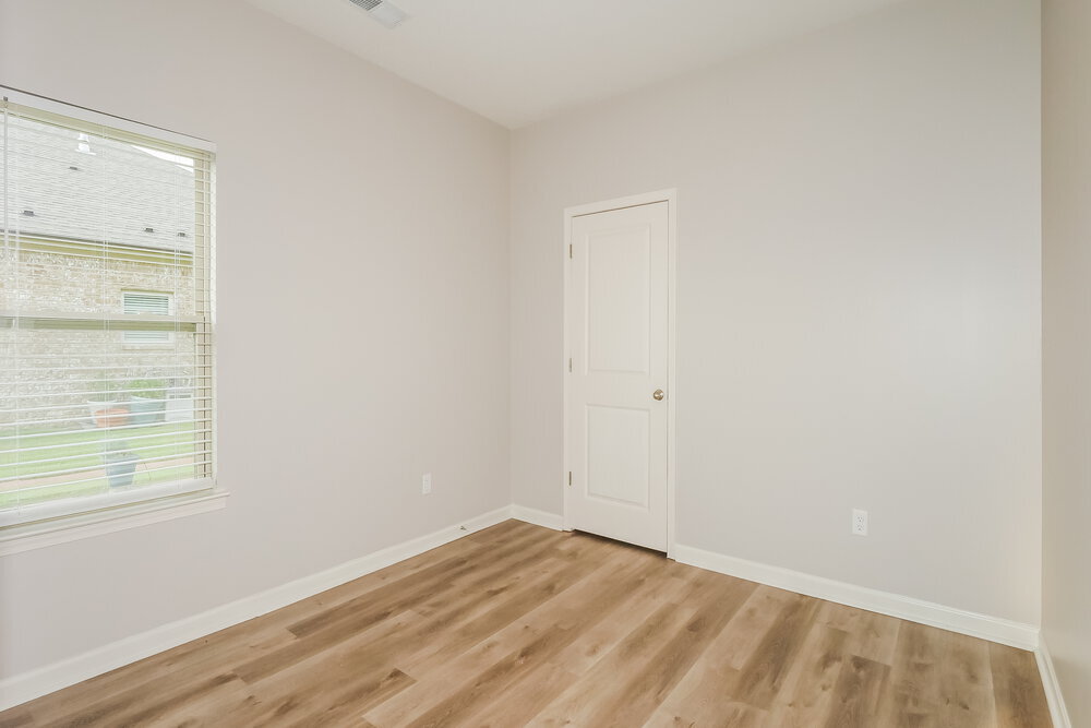 Building Photo - 445 Beau Tisdale Dr