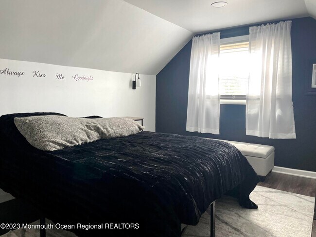 Building Photo - 1414 Treeneedle Rd