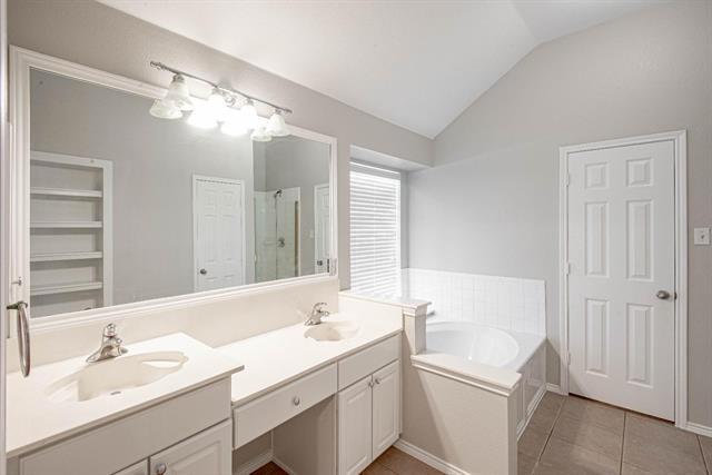 Building Photo - 6803 Hillwood Dr