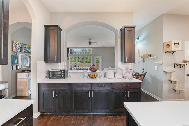 Building Photo - 905 Overture Dr