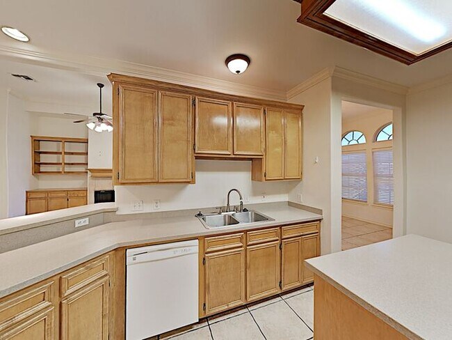 Building Photo - No Application Fees* $500 Off 1st Month - ...