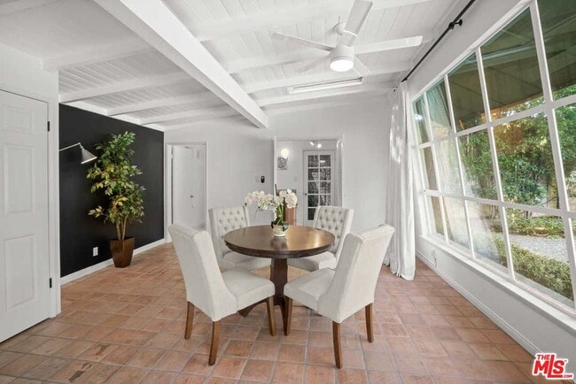 Building Photo - 523 Avondale Ave