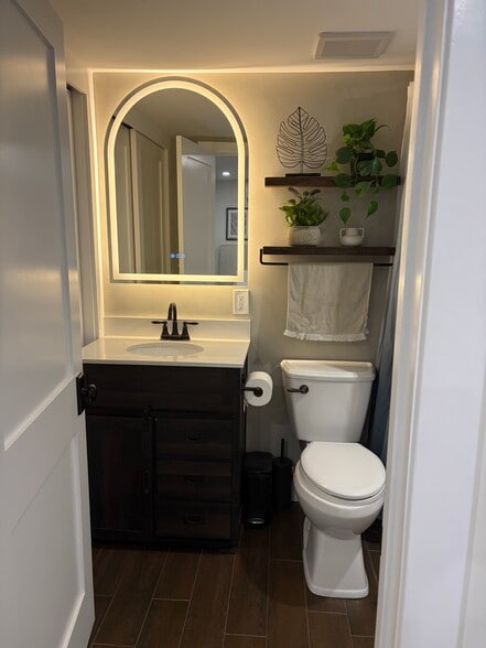 Bathroom 1 - 508 28th Street Ocean