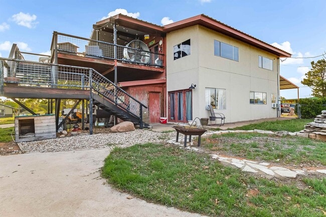 Building Photo - 288 Ballard St