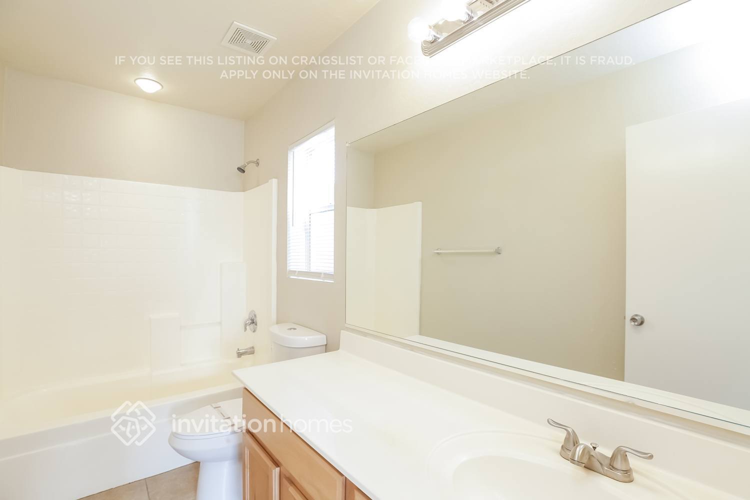 Building Photo - 10391 N 115th Dr
