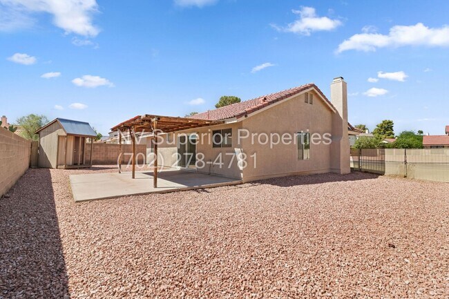 Building Photo - SW!! Spring Valley!! Single Story!!! Covered Patio!!! Fire Place!! Pet Friendly!!! Community Park...