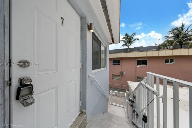 Building Photo - 1145 NW 3rd St