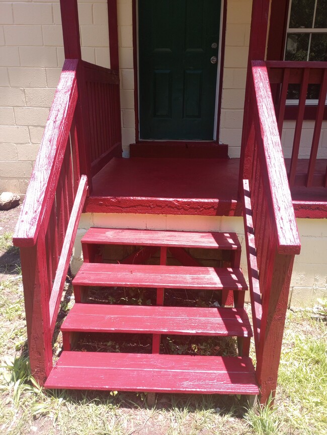 Primary Photo - 1332 Boston St