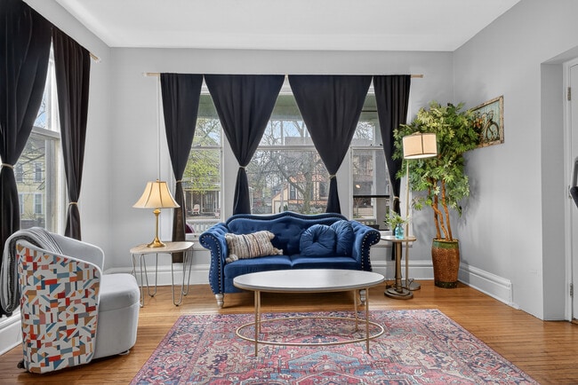 Building Photo - 256 Union Ave SE