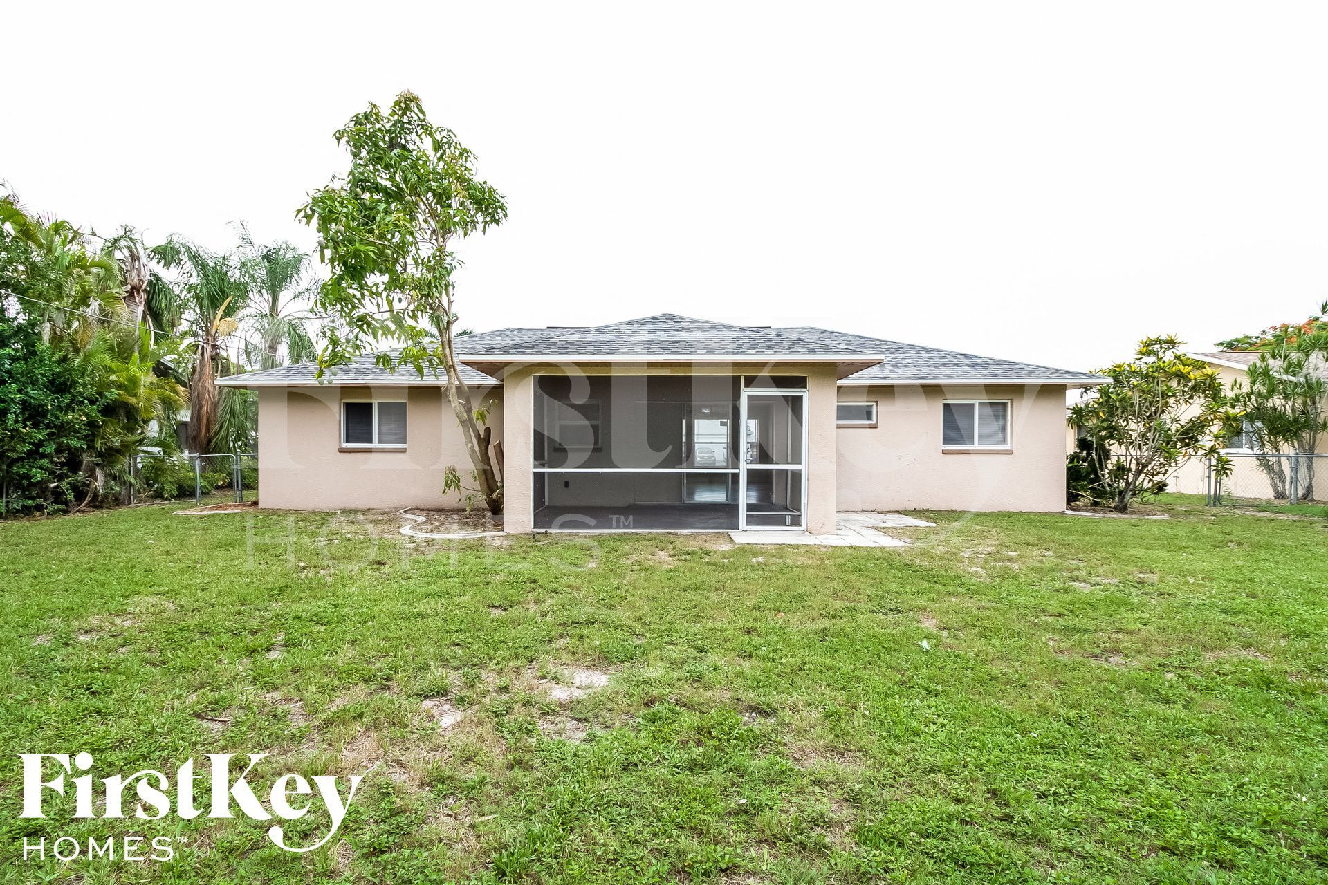 Building Photo - 242 SW 34th Terrace